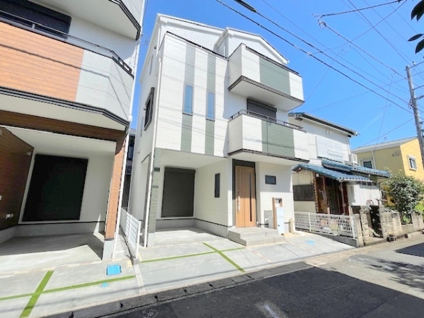 相模原市南区東林間4丁目4期　新築分譲住宅　2号棟