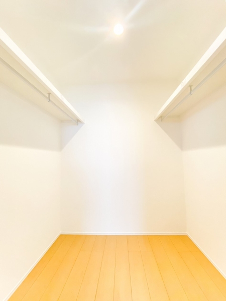 厚木市岡田4丁目　新築戸建　全3棟　2号棟