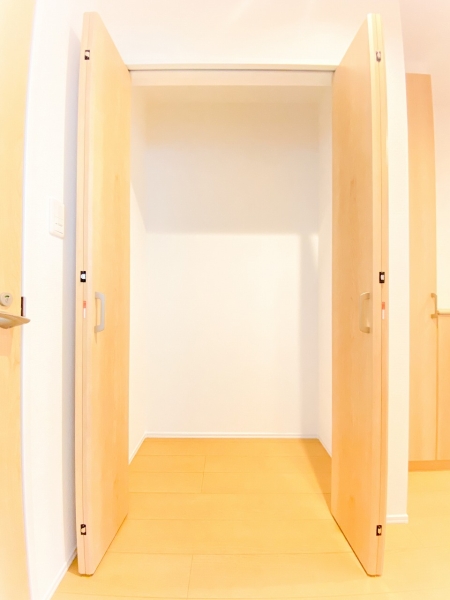 厚木市岡田4丁目　新築戸建　全3棟　2号棟