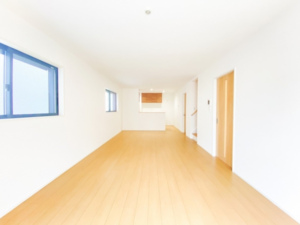 厚木市岡田4丁目　新築戸建　全3棟　2号棟
