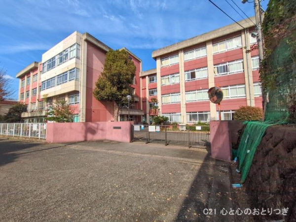 藤沢市高倉の土地(藤沢市立高倉中学校)