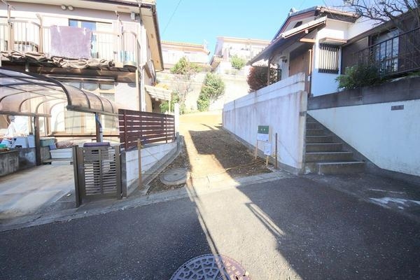 綾瀬市小園　建築条件なし売地