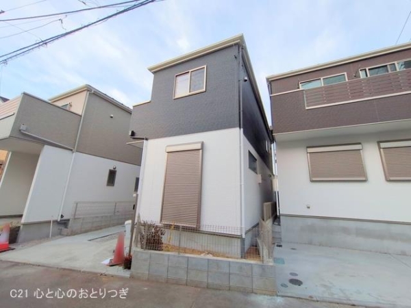藤沢市城南２丁目の新築一戸建