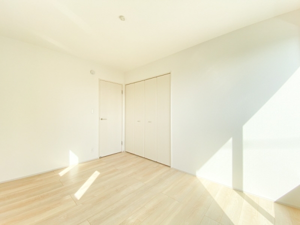 綾瀬市上土棚南５丁目　新築戸建　全2棟　1号棟