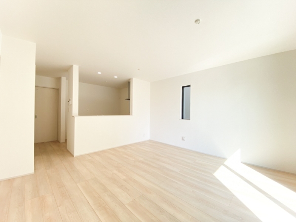 綾瀬市上土棚南５丁目　新築戸建　全2棟　1号棟