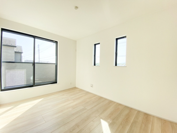 綾瀬市上土棚南５丁目　新築戸建　全2棟　1号棟