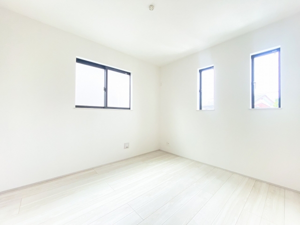 綾瀬市上土棚南５丁目　新築戸建　全2棟　2号棟