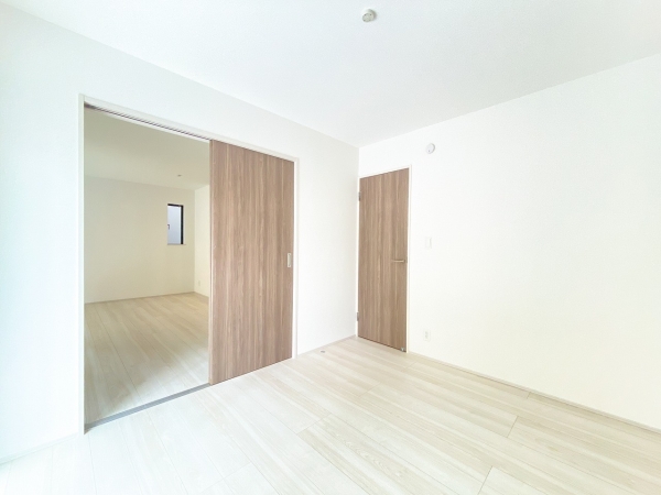 綾瀬市上土棚南５丁目　新築戸建　全2棟　2号棟