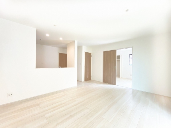 綾瀬市上土棚南５丁目　新築戸建　全2棟　2号棟