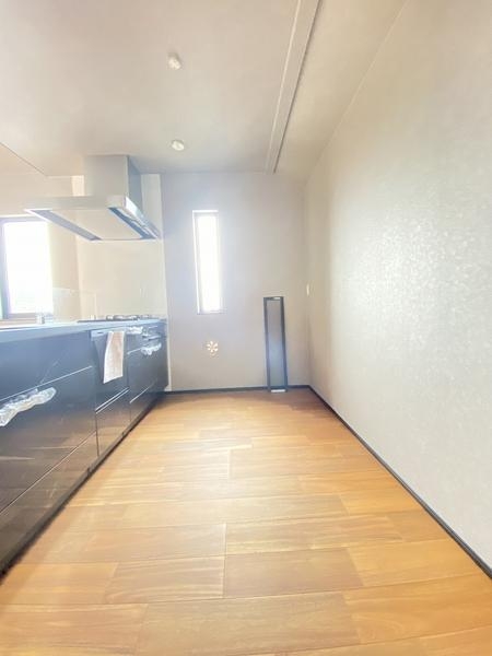 横浜市泉区白百合１丁目　新築戸建　全２棟　B棟