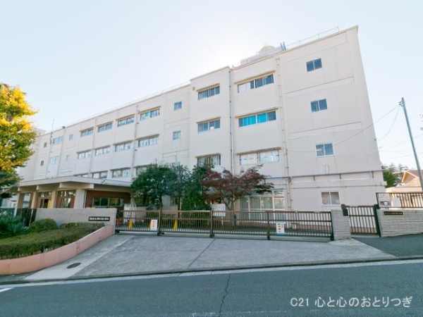 横浜市旭区万騎が原の土地(横浜市立万騎が原小学校)