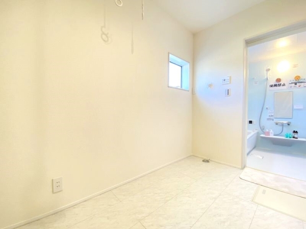 綾瀬市綾西１丁目　新築戸建