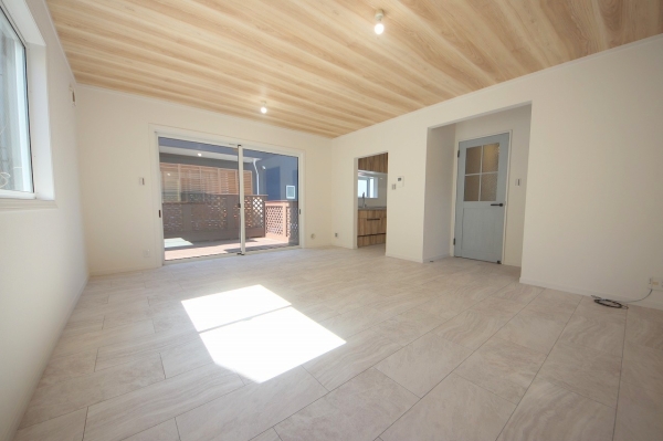 座間市緑ケ丘２丁目の中古一戸建て