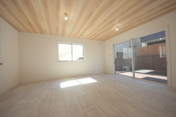 座間市緑ケ丘２丁目の中古一戸建て