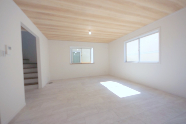 座間市緑ケ丘２丁目の中古一戸建て