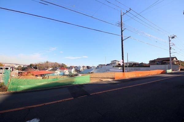 町田市上小山田町の土地
