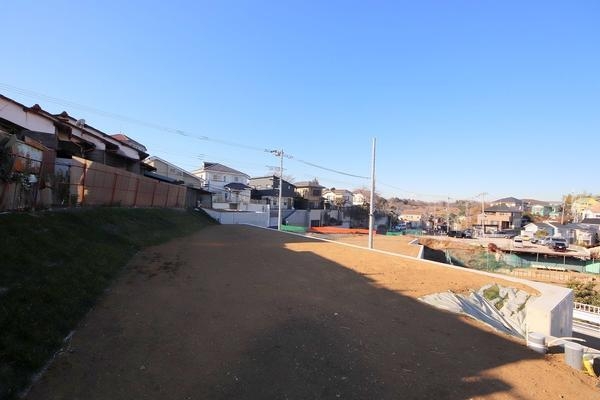 町田市上小山田町の土地