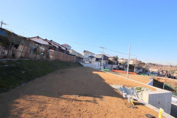 町田市上小山田町の土地
