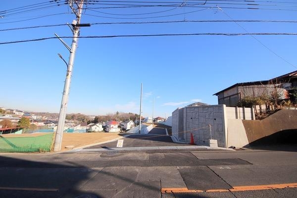 町田市上小山田町の土地