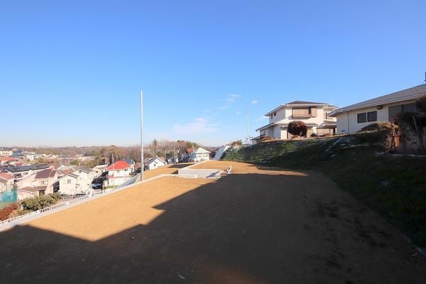 町田市上小山田町の土地