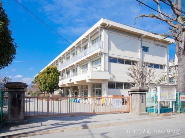 座間市入谷西2丁目の中古一戸建て(座間市立座間小学校)