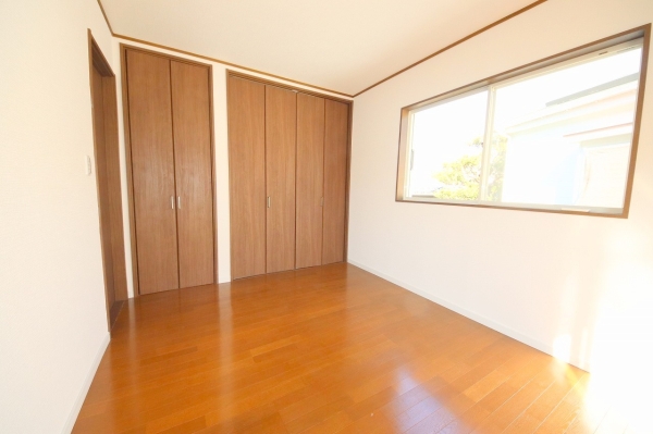 座間市入谷西２丁目の中古一戸建て