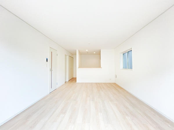 横浜市瀬谷区三ツ境　戸建　02