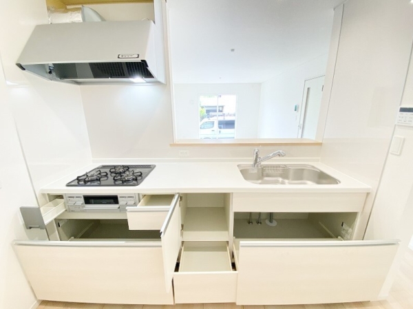 横浜市瀬谷区三ツ境　戸建　02