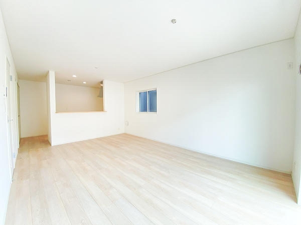 横浜市瀬谷区三ツ境　戸建　02
