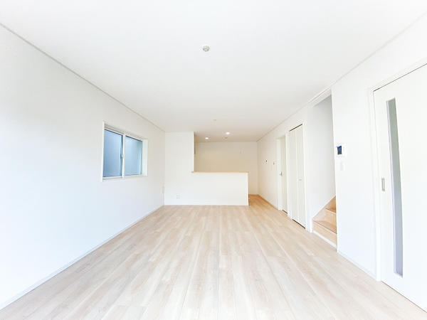 横浜市瀬谷区三ツ境　戸建　03
