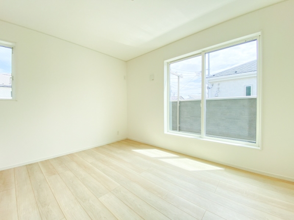 綾瀬市深谷中3丁目　新築戸建　全4棟　2号棟