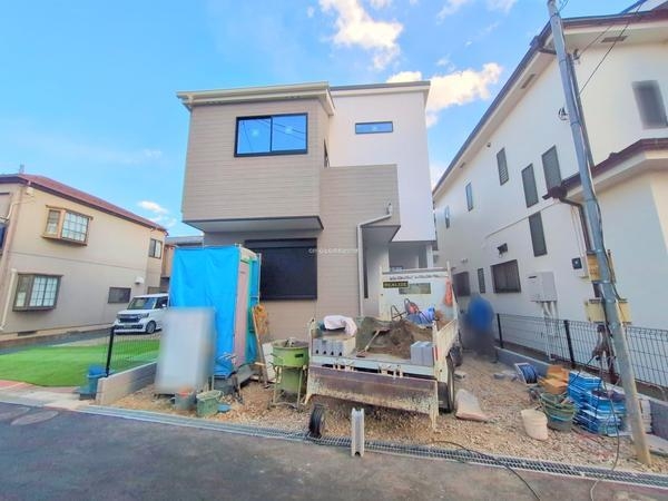 藤沢市葛原　新築戸建