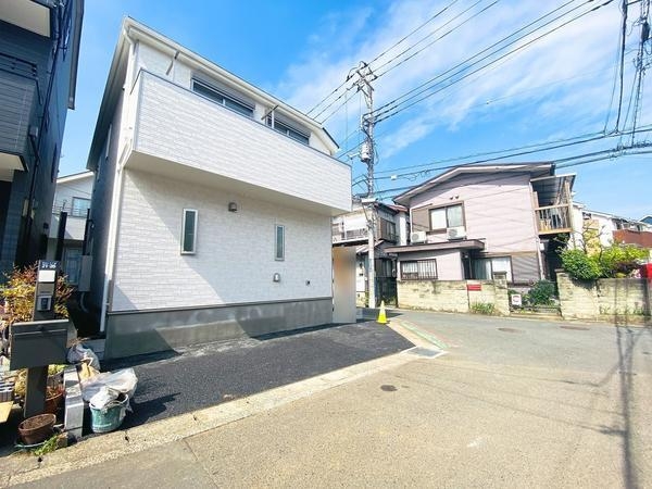 綾瀬市深谷上７丁目　新築戸建