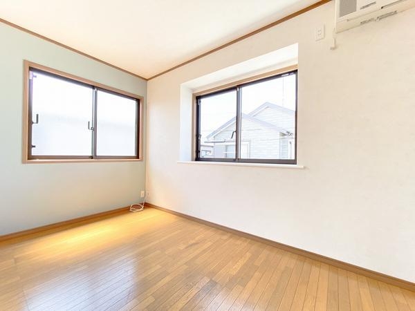 大和市上草柳８丁目の中古一戸建て