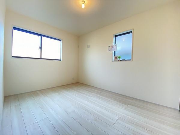 横浜市瀬谷区阿久和西３丁目　新築戸建　全２棟　２号棟