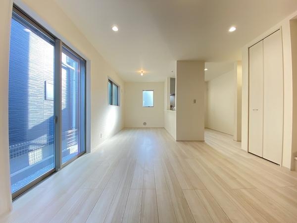 横浜市瀬谷区阿久和西３丁目　新築戸建　全２棟　１号棟
