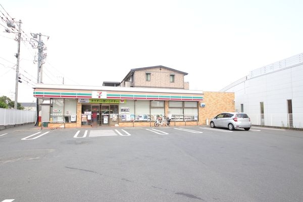 南林間パーク・ホームズ2番館(セブンイレブン大和下鶴間店)