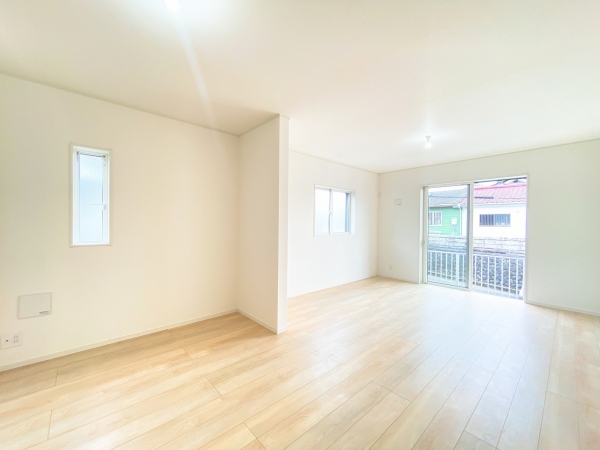 綾瀬市深谷中7丁目　新築戸建　全2棟　2号棟