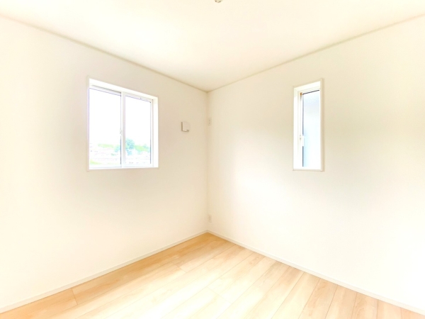 綾瀬市綾西2丁目　新築戸建　全2棟　2号棟