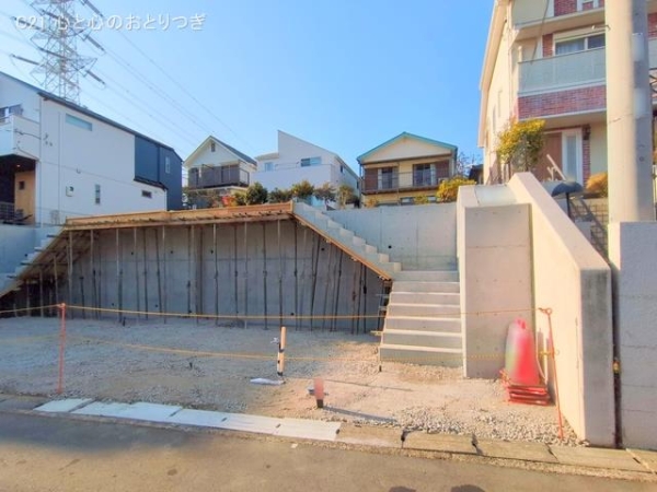 横浜市青葉区あざみ野3丁目　建築条件なし売地　2号地
