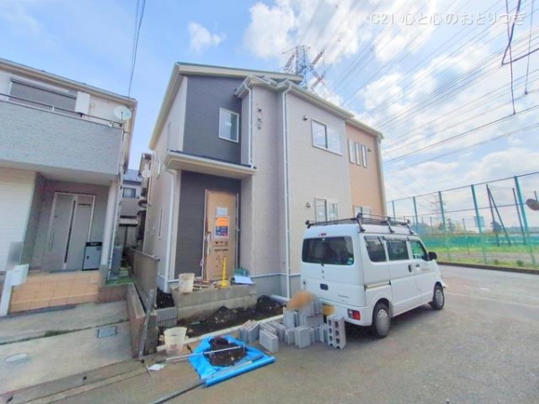 綾瀬市吉岡東５丁目の新築一戸建