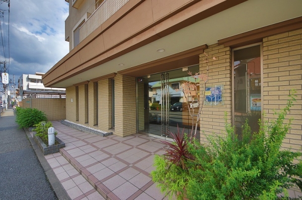 クレアコート東林間