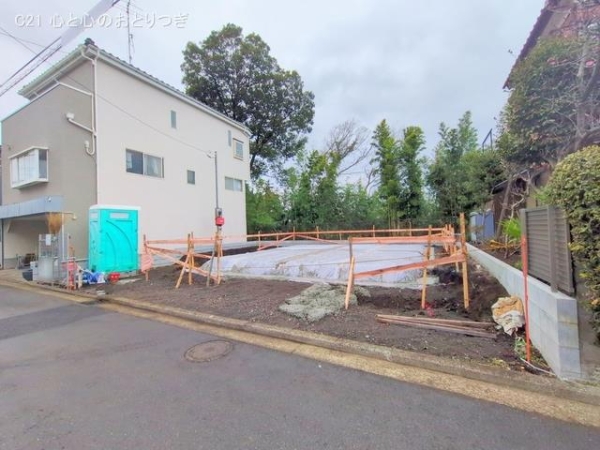横浜市瀬谷区阿久和西3丁目　戸建　01