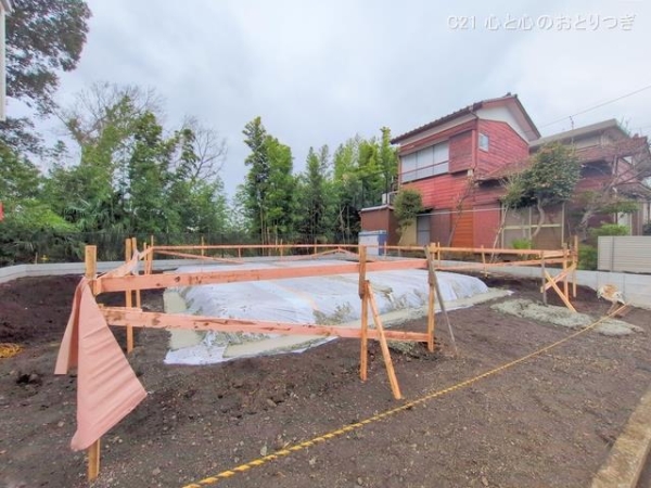 横浜市瀬谷区阿久和西3丁目　戸建　01