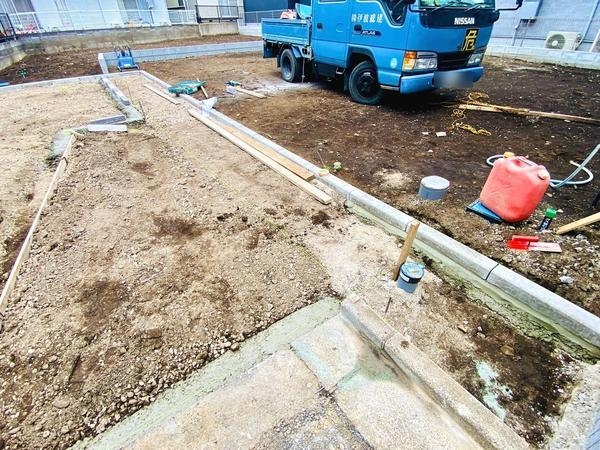 座間市ひばりが丘５丁目の土地
