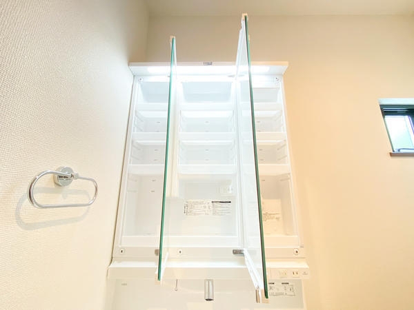 座間市東原2丁目　新築戸建　全3棟　C号棟