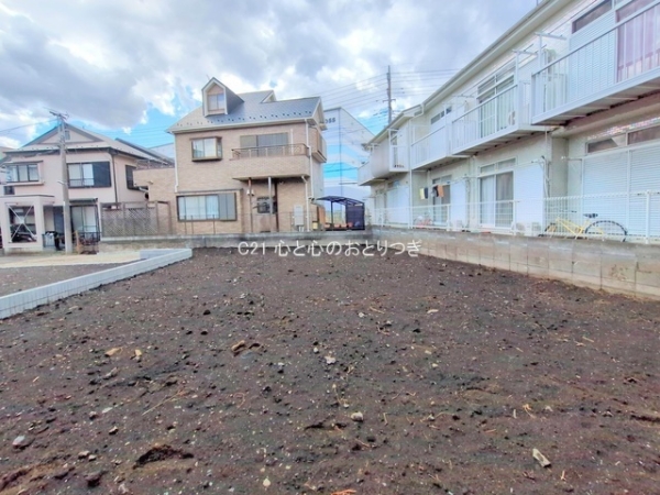 座間市ひばりが丘５丁目の土地