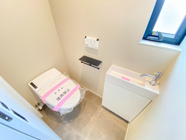 綾瀬市深谷中４丁目の中古一戸建て