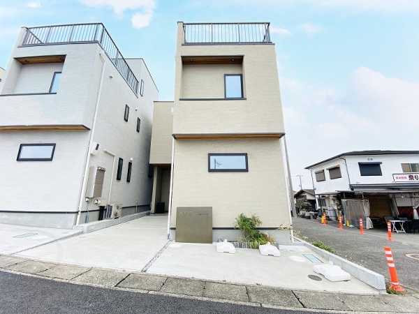 綾瀬市深谷中４丁目の中古一戸建て