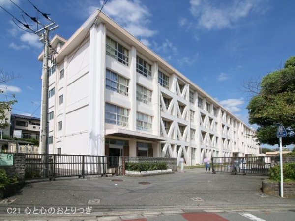 藤沢市藤が岡3丁目の中古一戸建て(藤沢市立村岡小学校)